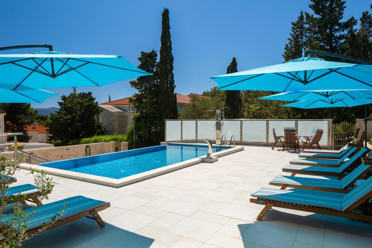 Villa Aqua - Adults Only Bol Exterior foto
