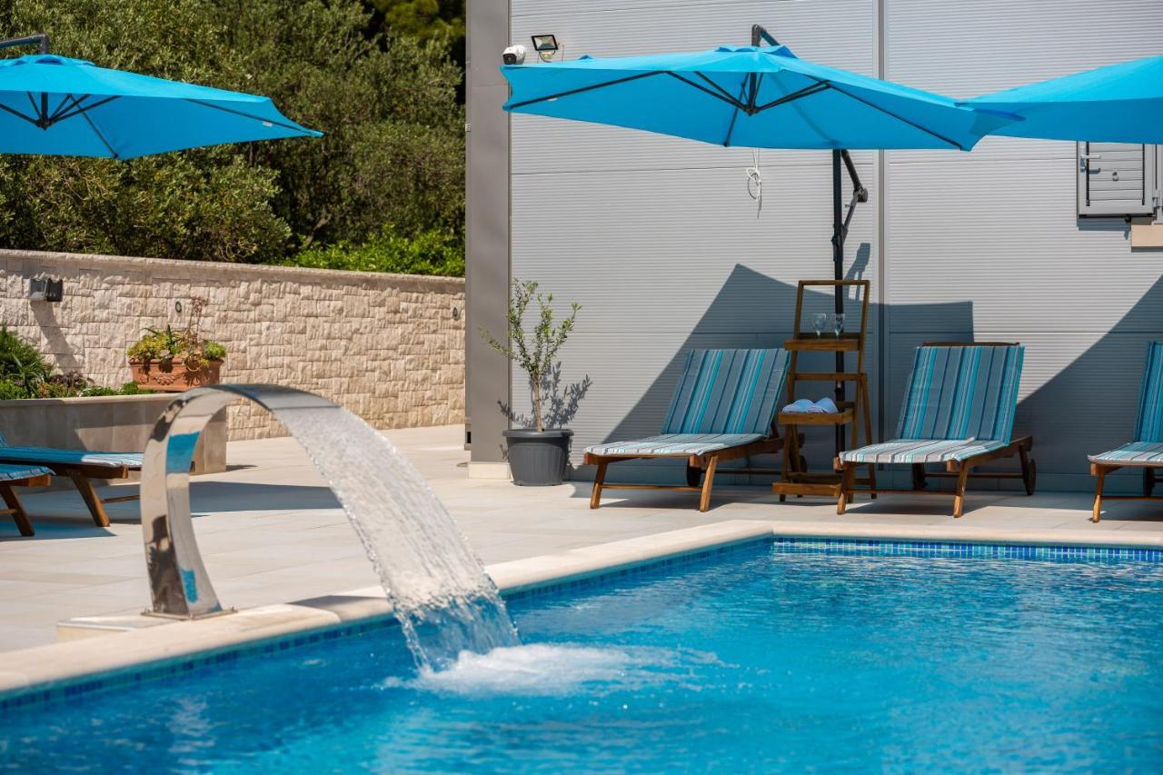 Villa Aqua - Adults Only Bol Exterior foto
